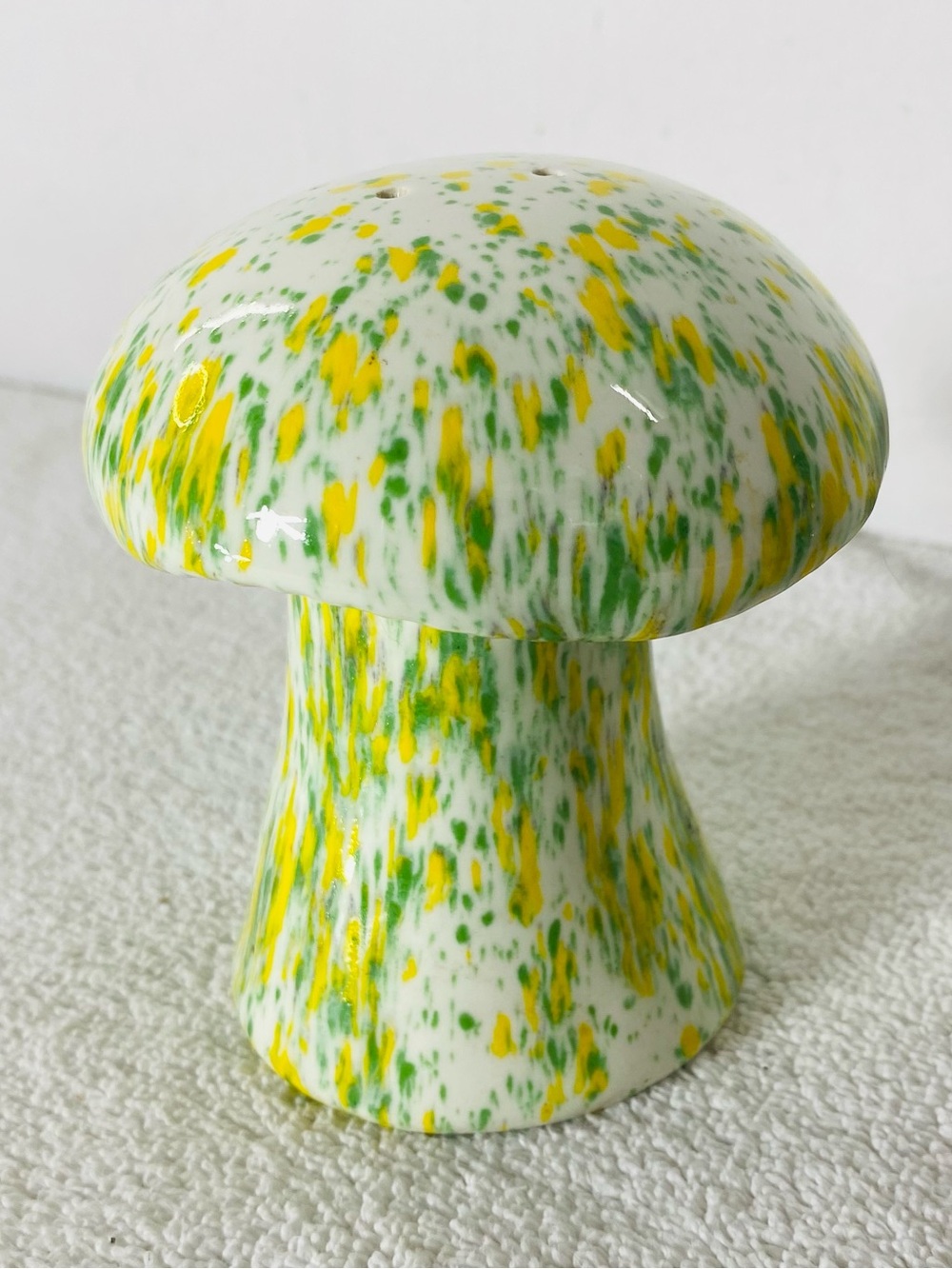 Vintage MCM 70s Yellow Green Splatter Glaze Mushroom Ajax/Comet Dispenser Shaker